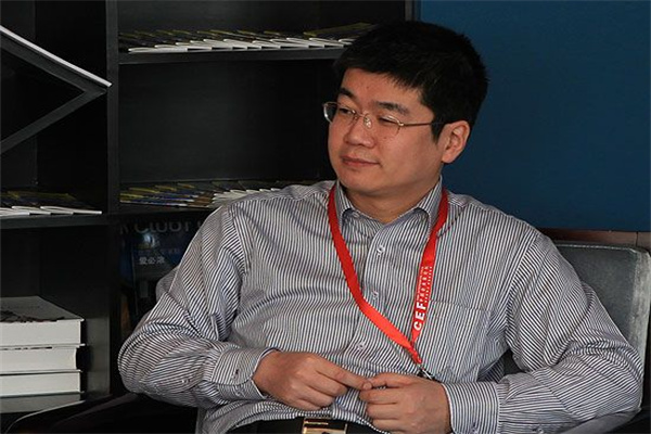 滚动更新丨美股热门科技股全线下挫,特斯拉跌逾7%